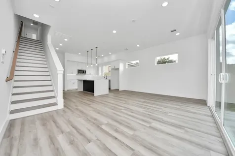 2408 Lorraine Street Houston TX 77026
