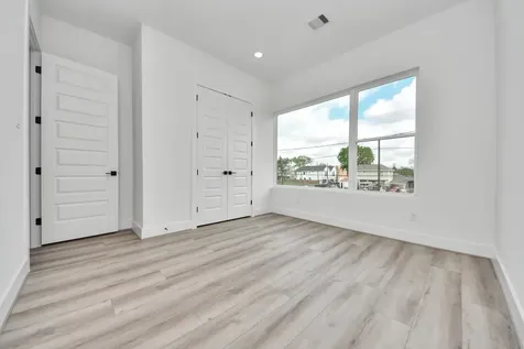 2408 Lorraine Street Houston TX 77026