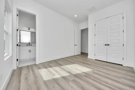 2408 Lorraine Street Houston TX 77026