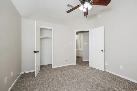 13202 Bufflehead Court Houston TX 77044
