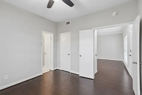 2626 Holly Hall 715 Houston TX 77054