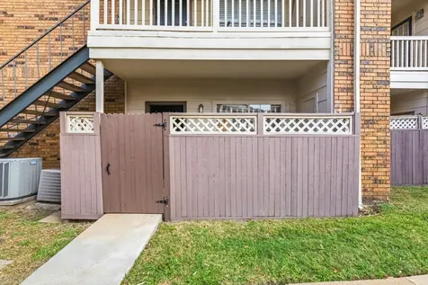 2626 Holly Hall 715 Houston TX 77054