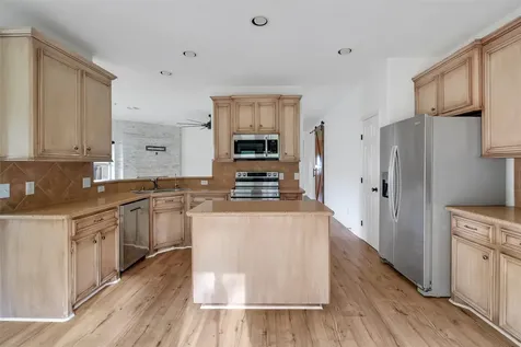 15575 Kitty Hawk Drive Waller TX 77484