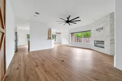 15575 Kitty Hawk Drive Waller TX 77484