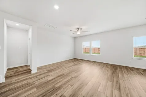 11007 Youngquist Drive Mont Belvieu TX 77535