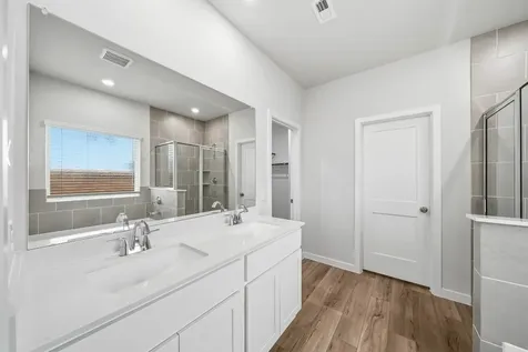 11007 Youngquist Drive Mont Belvieu TX 77535
