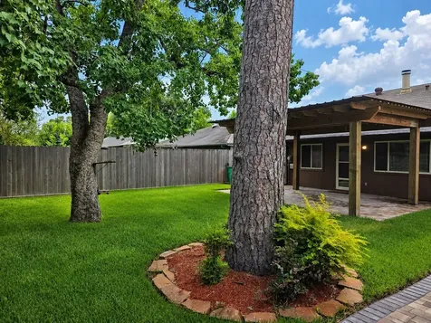 2527 N Spring Drive Spring TX 77373