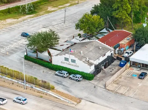 955 W 42nd Street Houston TX 77018