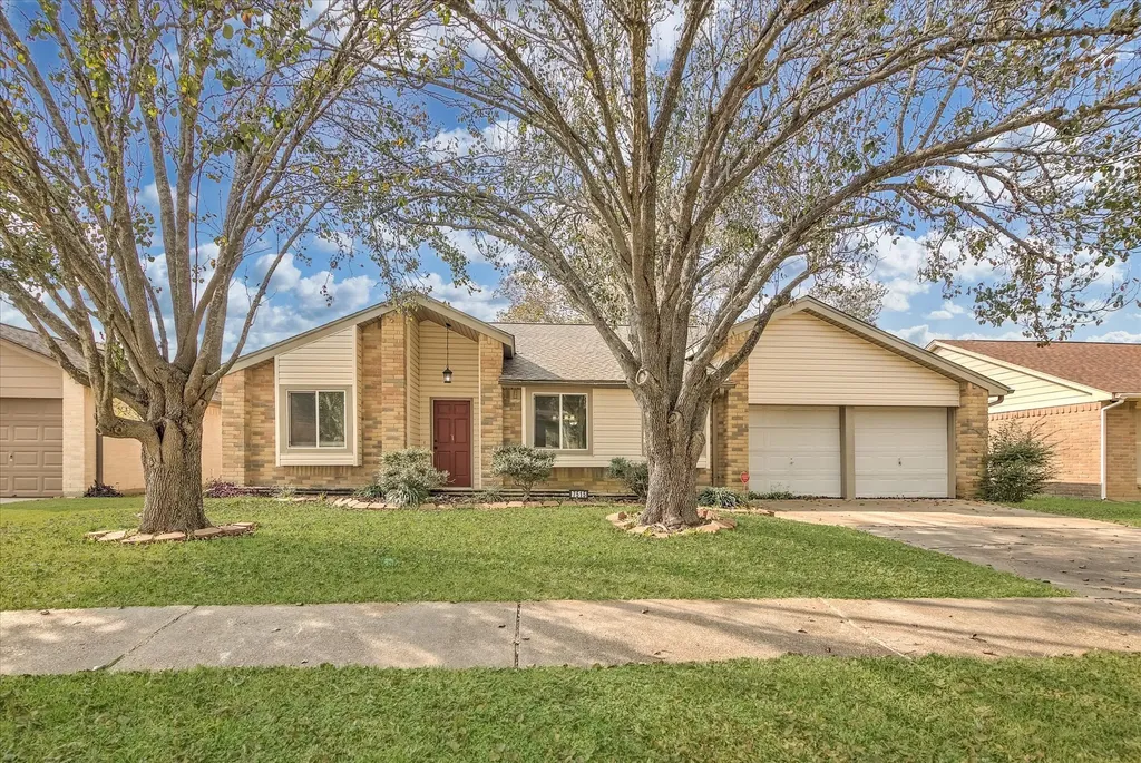 7515 Shoshone Drive Baytown TX 77521