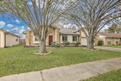 7515 Shoshone Drive Baytown TX 77521