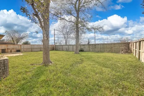 7515 Shoshone Drive Baytown TX 77521