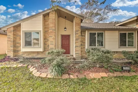 7515 Shoshone Drive Baytown TX 77521
