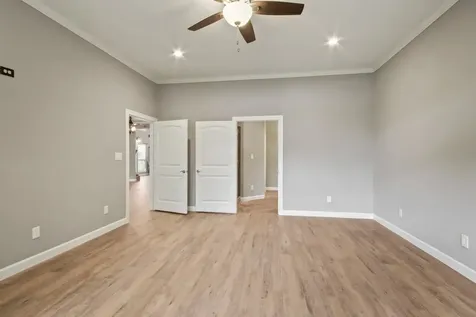 35 Susan Drive Cleveland TX 77327