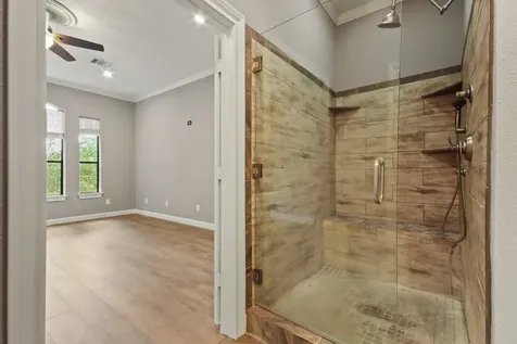 35 Susan Drive Cleveland TX 77327