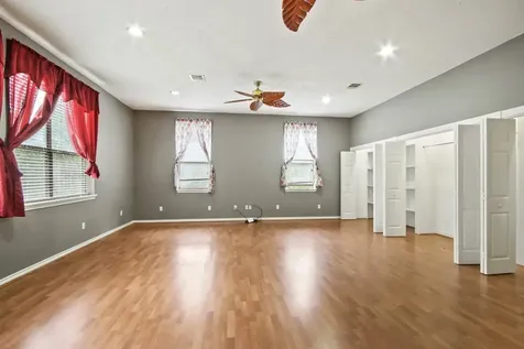 35 Susan Drive Cleveland TX 77327