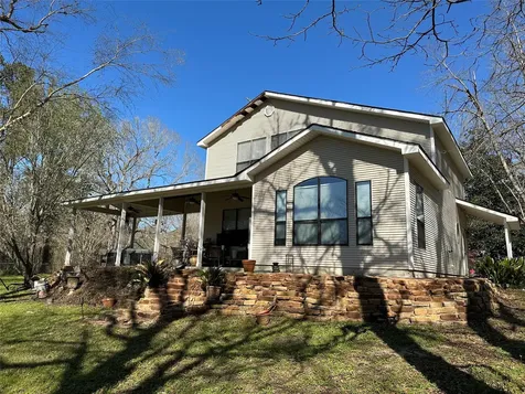 35 Susan Drive Cleveland TX 77327