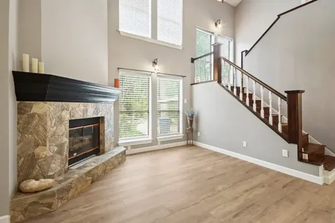 35 Susan Drive Cleveland TX 77327