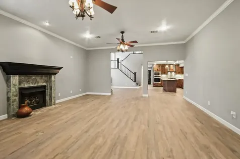 35 Susan Drive Cleveland TX 77327