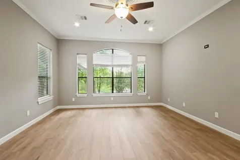 35 Susan Drive Cleveland TX 77327