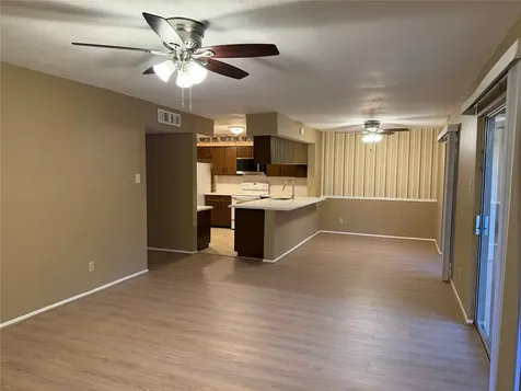 14515 Wunderlich Drive 703 Houston TX 77069