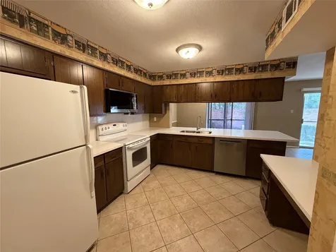 14515 Wunderlich Drive 703 Houston TX 77069