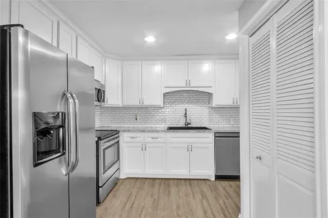 3876 Laura Leigh Drive Friendswood TX 77546