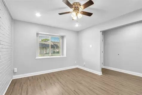 3876 Laura Leigh Drive Friendswood TX 77546