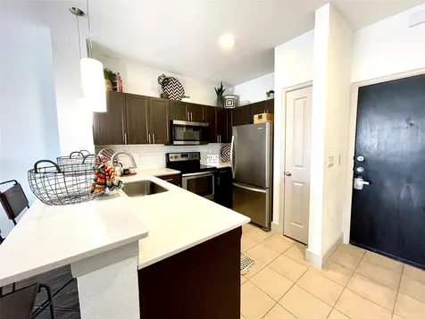 2222 Smith Street 106 Houston TX 77002