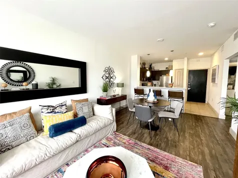 2222 Smith Street 106 Houston TX 77002