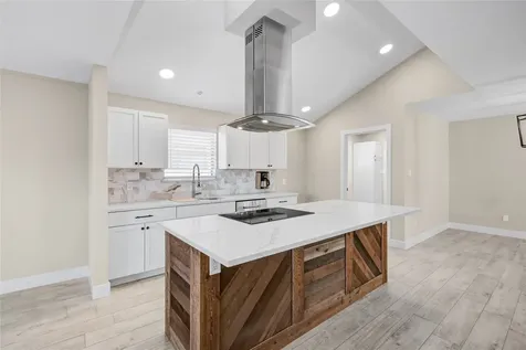 9402 Val Verde Street Houston TX 77063