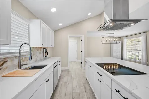 9402 Val Verde Street Houston TX 77063