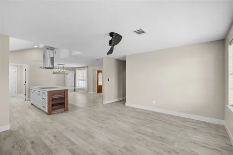 9402 Val Verde Street Houston TX 77063