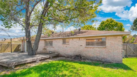 9402 Val Verde Street Houston TX 77063