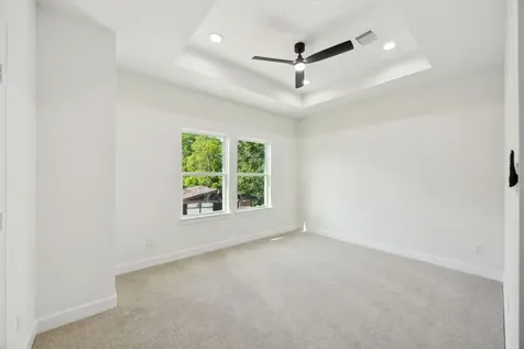 418 Delaware Street Houston TX 77029