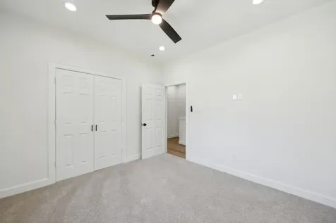 418 Delaware Street Houston TX 77029
