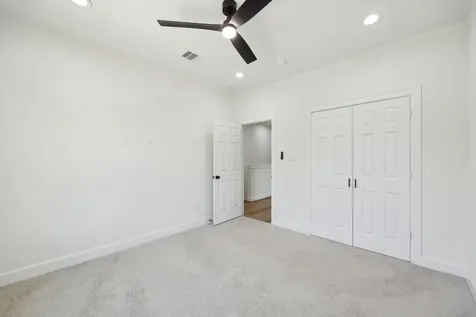 418 Delaware Street Houston TX 77029