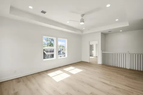 1109 Tabor Street Houston TX 77009