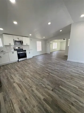 2359 Road 5731 Cleveland TX 77327