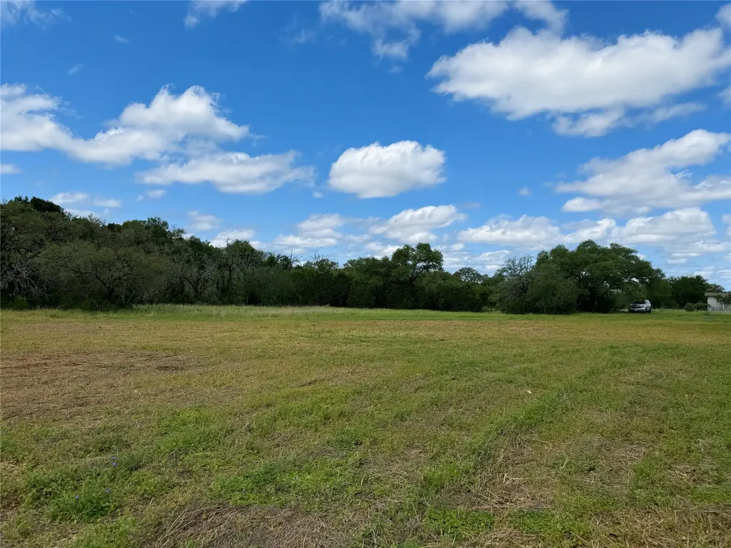 475 Oakridge Lane Pipe Creek TX 78063