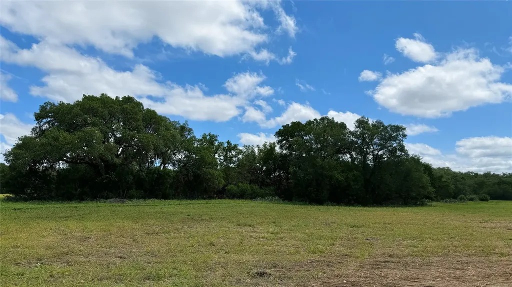475 Oakridge Lane Pipe Creek TX 78063