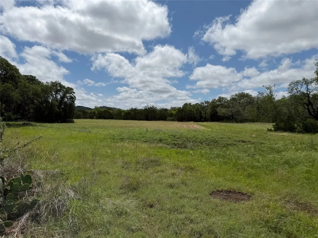 475 Oakridge Lane Pipe Creek TX 78063