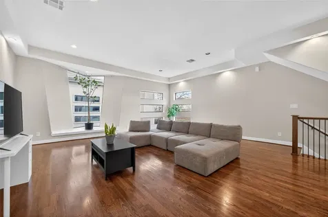 4608 Nett Street C Houston TX 77007