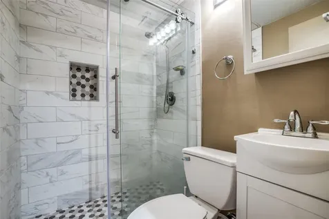 246 Litchfield Lane Houston TX 77024