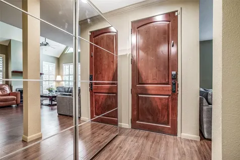 246 Litchfield Lane Houston TX 77024