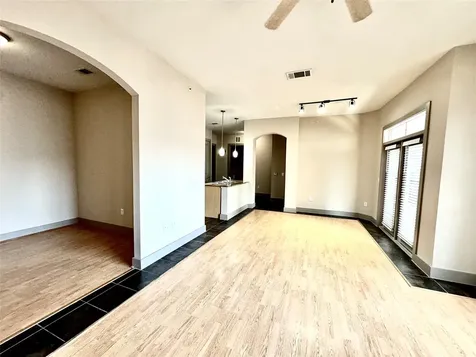 3660 Richmond Avenue 309 Houston TX 77046