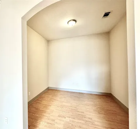 3660 Richmond Avenue 309 Houston TX 77046