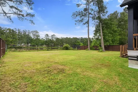 1002 Four Fountains Street New Caney TX 77357