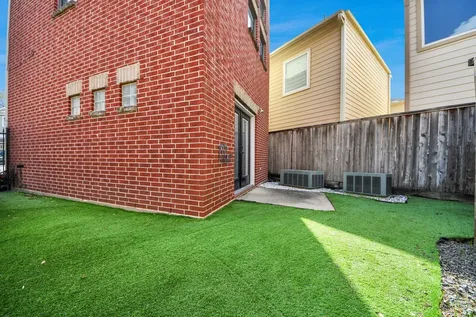 5710 Cornish Street 3 Houston TX 77007