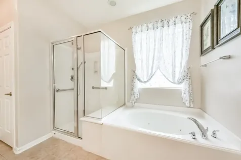 2409 Ameno Drive Pearland TX 77581