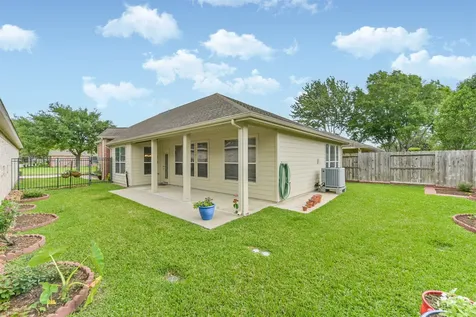 2409 Ameno Drive Pearland TX 77581
